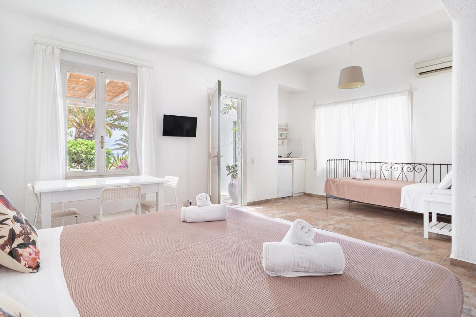 Fos Apartments Mykonos Agios Ioannis Diakoftis Luaran gambar