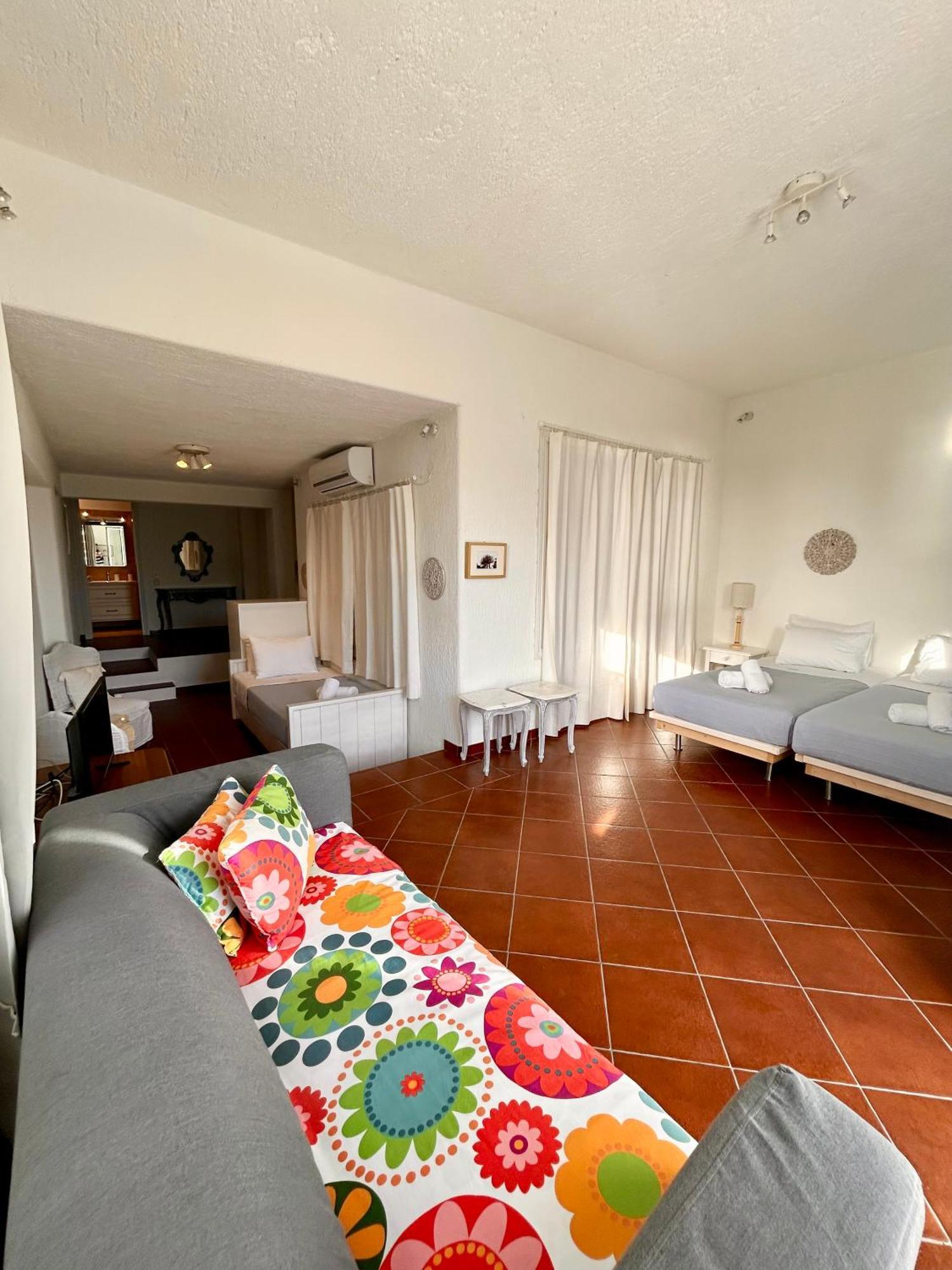 Fos Apartments Mykonos Agios Ioannis Diakoftis Bilik gambar