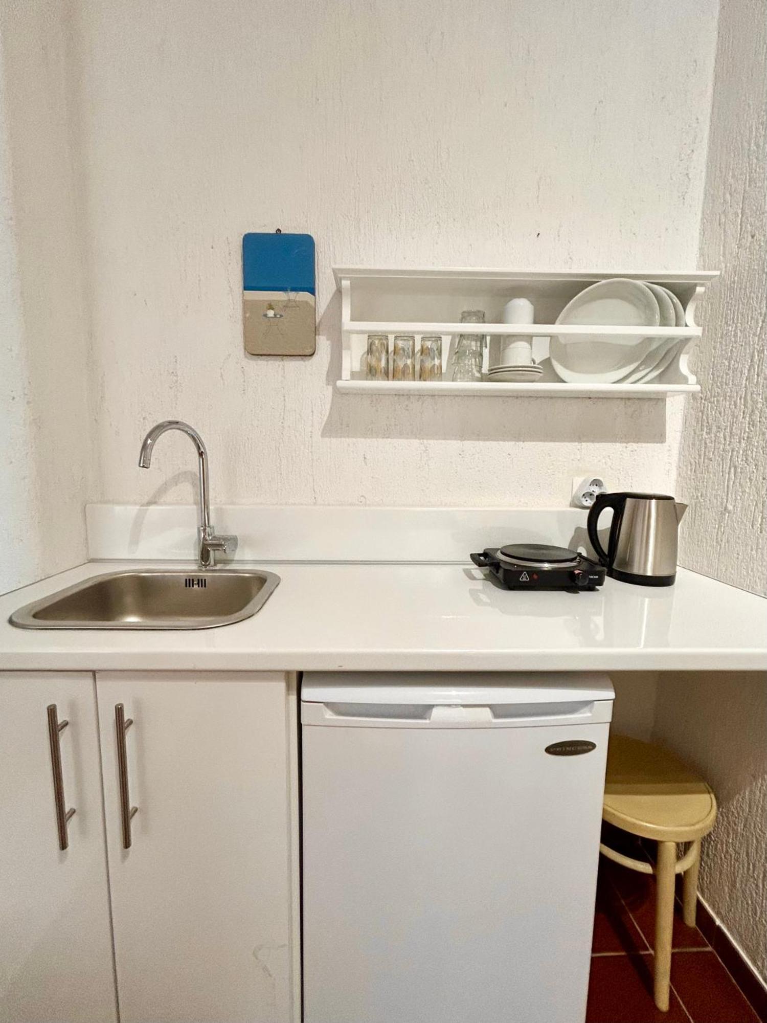 Fos Apartments Mykonos Agios Ioannis Diakoftis Bilik gambar